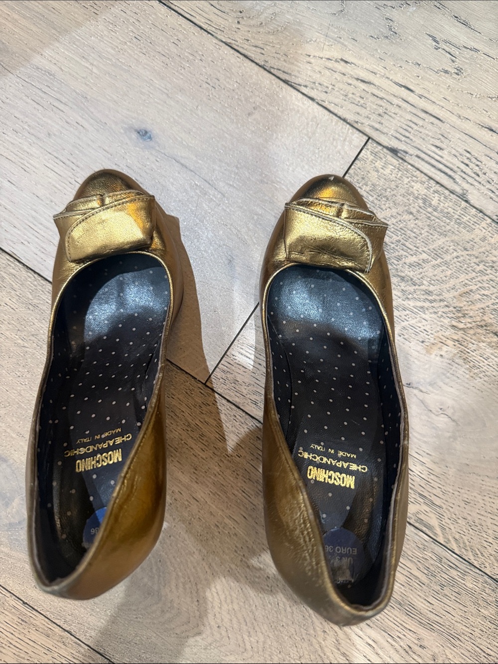 Moschino Metallic Gold Leather Bow Flats